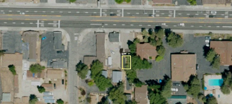 Commercial Building on Big Bear Blvd