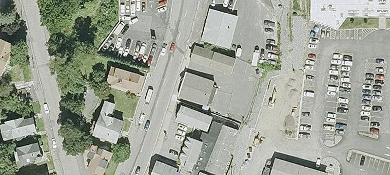 Stand-Alone Commercial Building For Sale