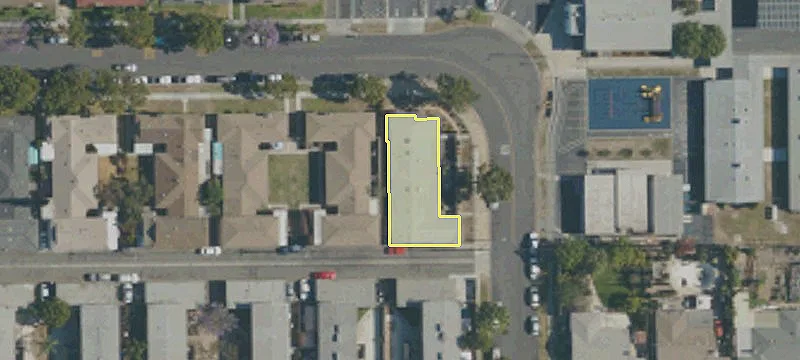Anaheim Triplex with Private Patios