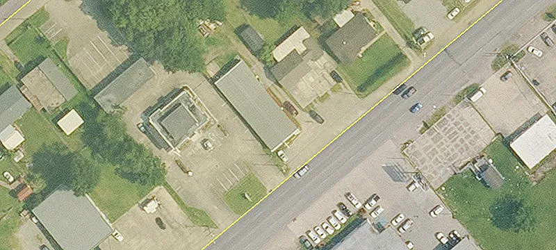 Retail Building with Warehouse Space