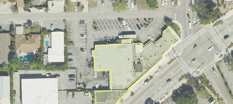 Compact Retail Space on Wilton