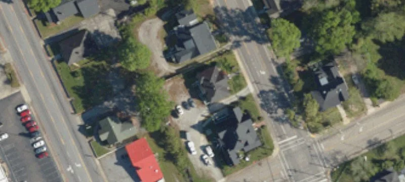 Versatile Commercial Building in Lancaster