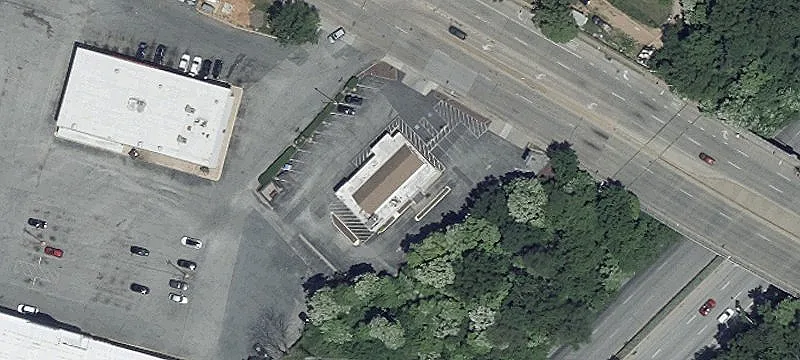 Retail Space Available For Rent