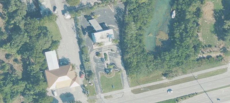 Waterfront Retail Opportunity in Marathon