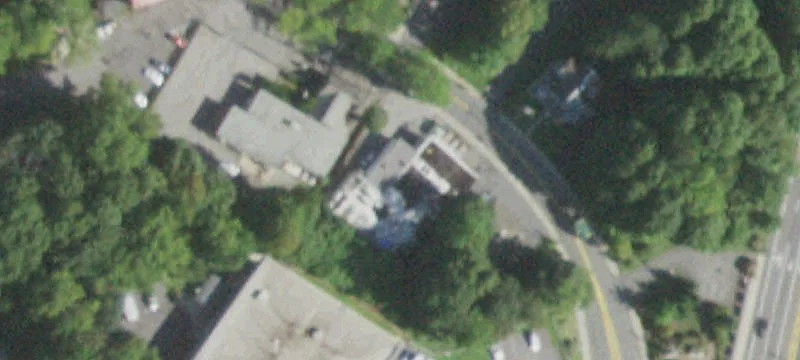 Highland Commercial Building For Sale
