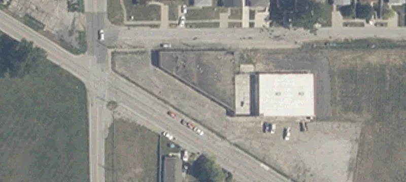 Retail/Industrial/Specialty Property For Sale