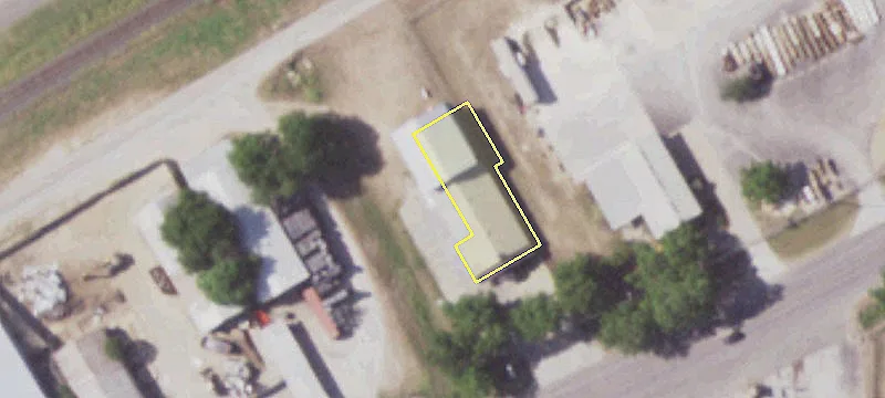 Unique Retail Space in Lytle