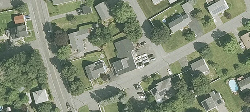 Established Auto Shop with Parking
