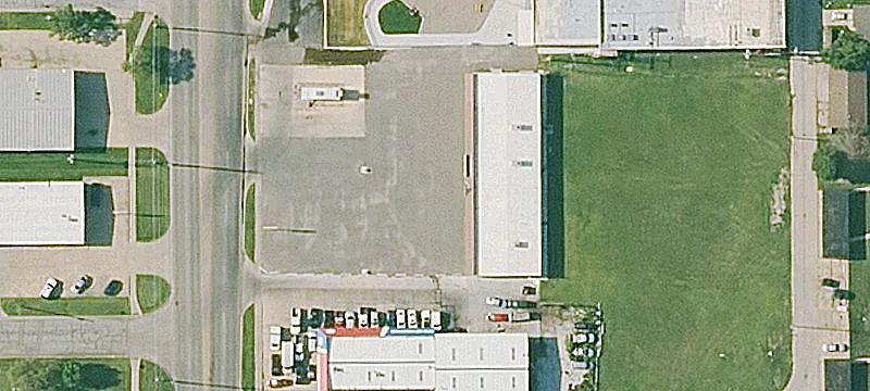 Retail Showroom and Warehouse Space