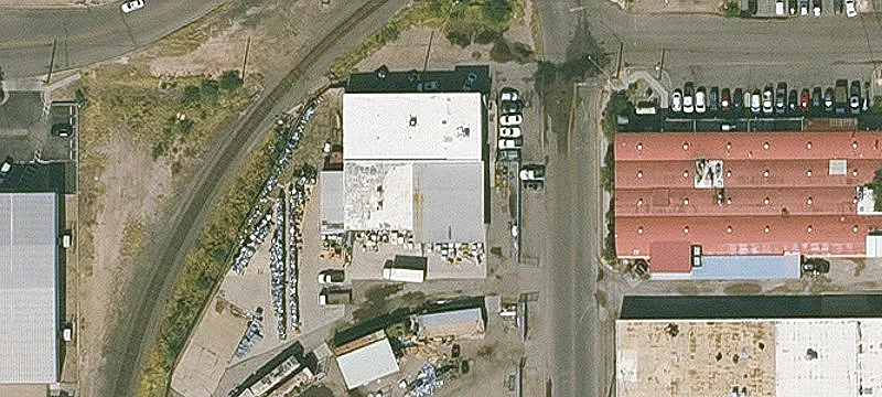 Industrial Building Near Aviation Freeway