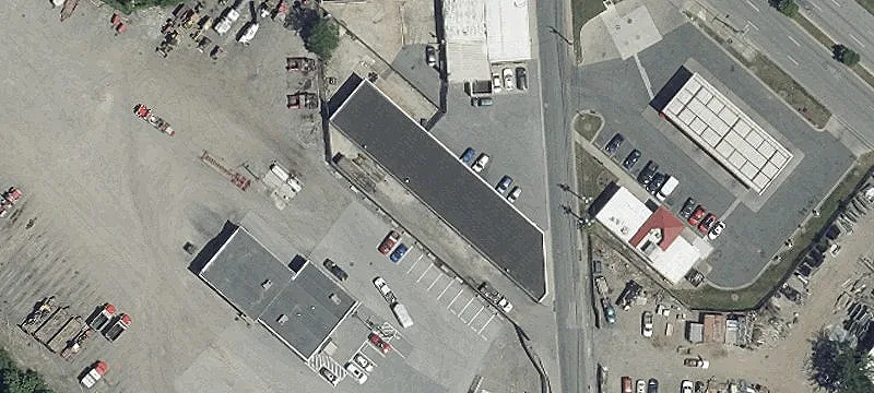Industrial Property: 17,000 SqFt
