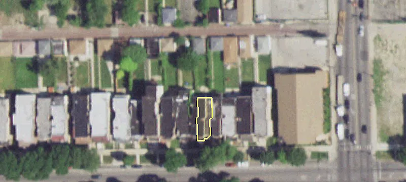 Chicago Greystone Triplex with Parking