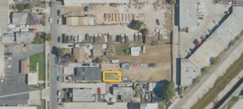 Oversized Lot in Hawthorne