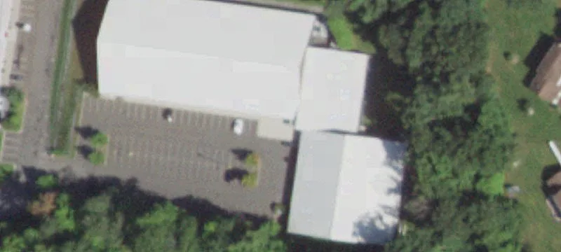 Industrial Building Leased to Textile Firm