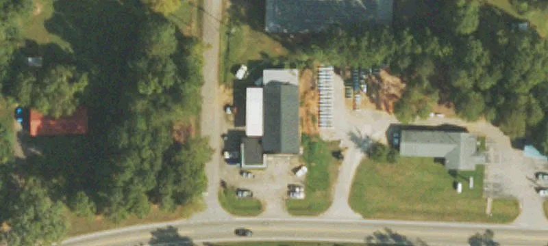 Renovated Commercial Property with Shop