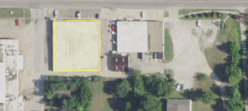 Versatile Commercial Building in Ada