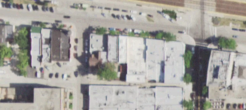 Salon/Spa Space Near Metra