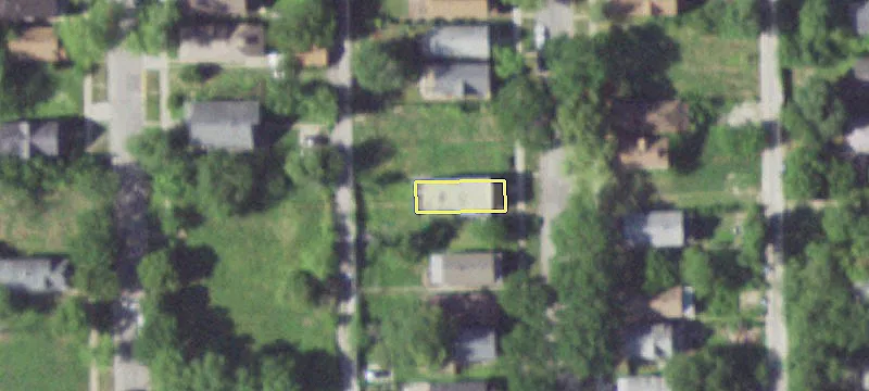 Multiunit Building on Double Lot