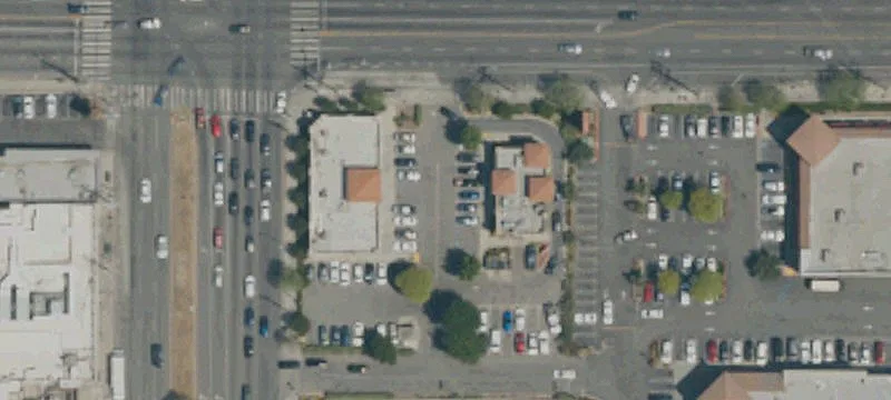 Retail Space in High Traffic Area