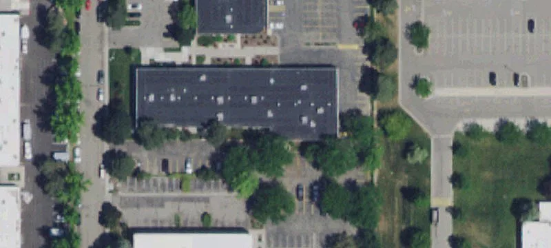 Office/Flex Complex Near I-84