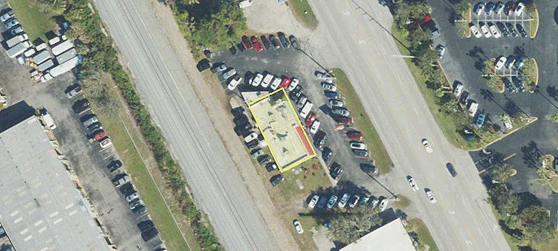 Established Restaurant on US Highway