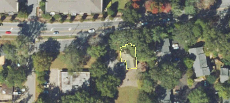 Freestanding Building in Prime Location
