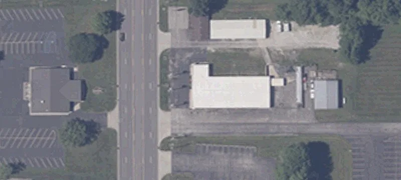 Versatile Commercial Building on Clifty Drive