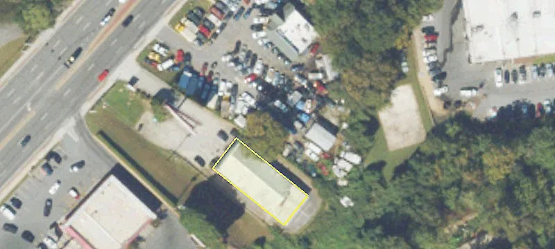 Auto Shop with Vehicle Lifts