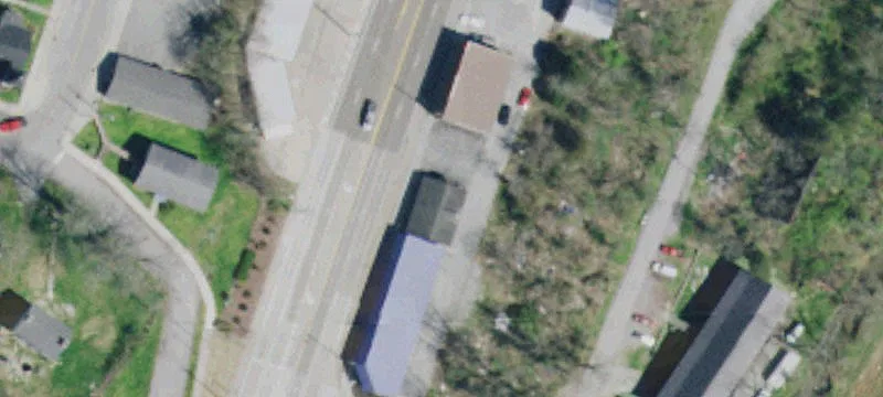 Commercial Building in Tazewell