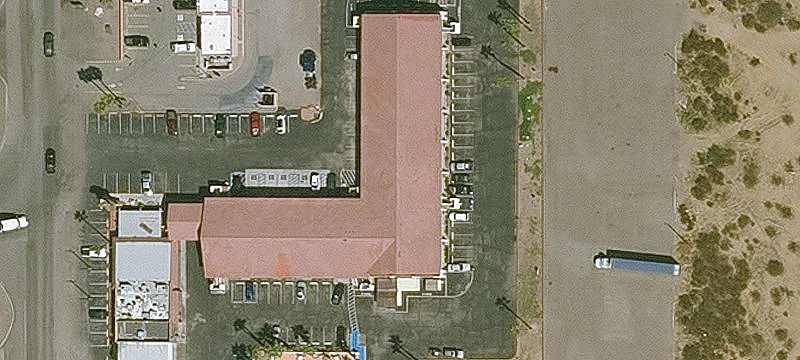 Operating Restaurant with Adjoining Lot