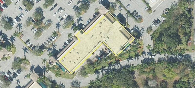 Upscale Retail and Dining Destination