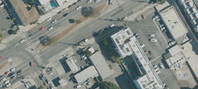 Freestanding Commercial Building on Eagle Rock