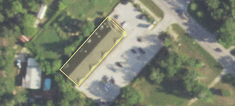 Commercial Land in High-Growth Area