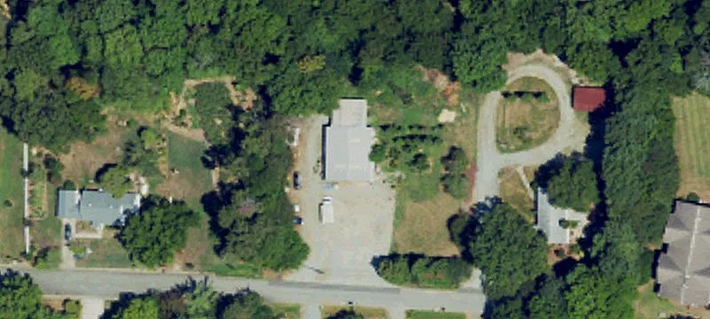 2,000 SQFT Industrial Building