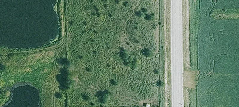 Commercial Building on 2.15 Acres