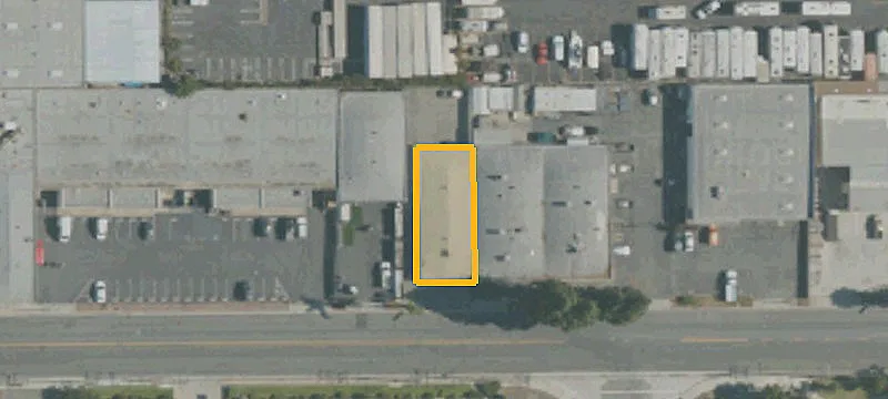 Industrial Building with Enclosed Yard