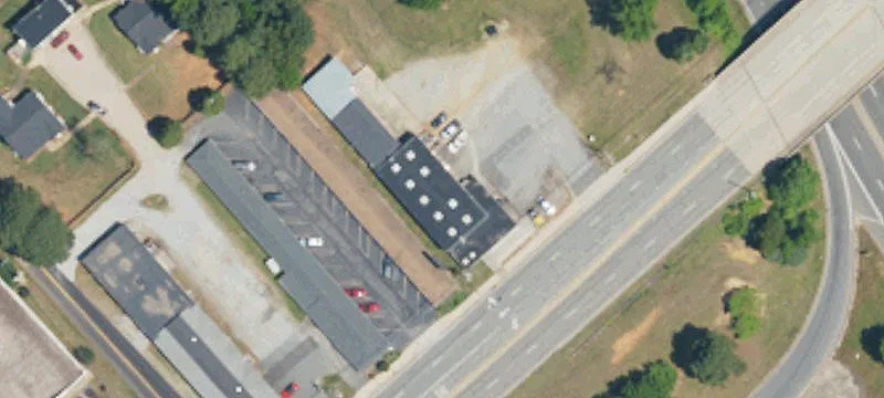Industrial Property on 1.69 Acres