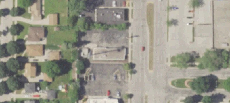 Free-Standing Building in Prime Location