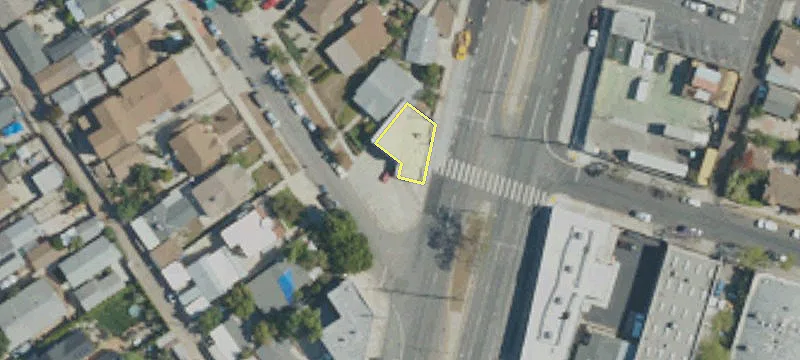 Freestanding Commercial Building in NELA