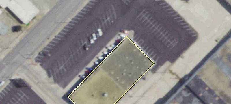 High Visibility Retail/Restaurant Space