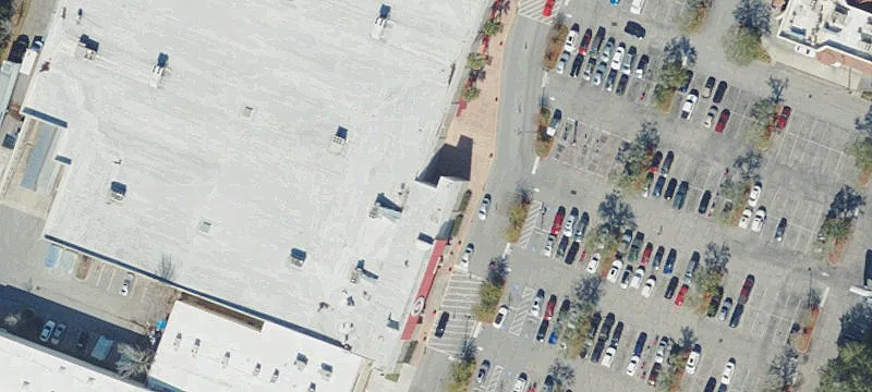 Premier Shopping Center in Tampa