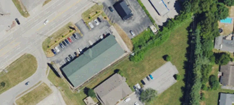 Adaptable Commercial Building on Louisville Road