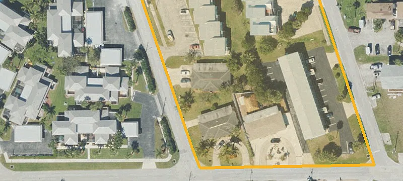 Four-Unit Multifamily Property in Florida