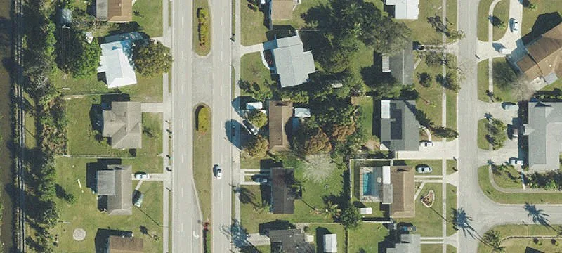 Mixed-Use Commercial Building For Sale