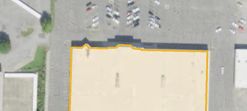 98,926 SF Retail Building