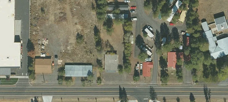 La Pine Commercial Building For Sale