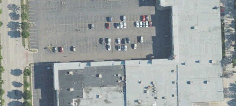 Retail Space in Oak Park