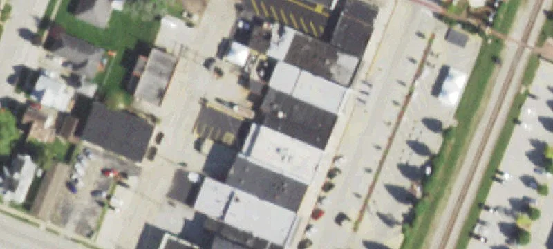 Mixed-Use Retail & Apartment Building