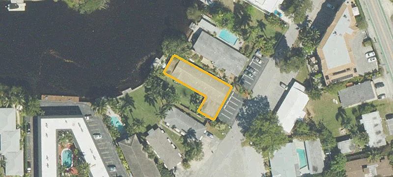 Multifamily Buildings in Middle River