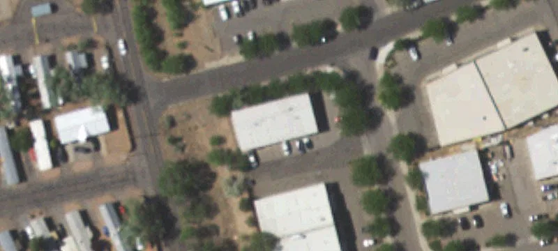 Versatile Flex Space in Santa Fe